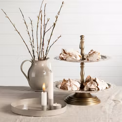 Våningsfat / kakfat Qute emalj sand