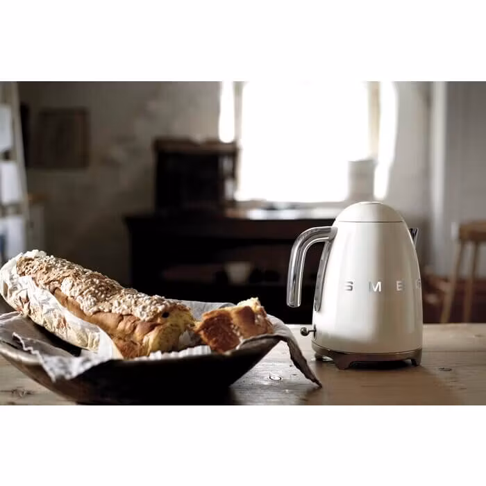 SMEG - KLF03 - Vattenkokare - 1,7 l