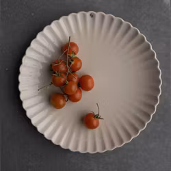 Tallrik Flora Beige 25 cm