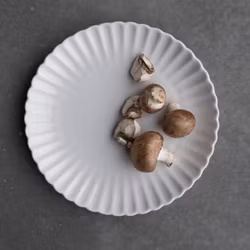 Assiett FLORA Vit 20 cm