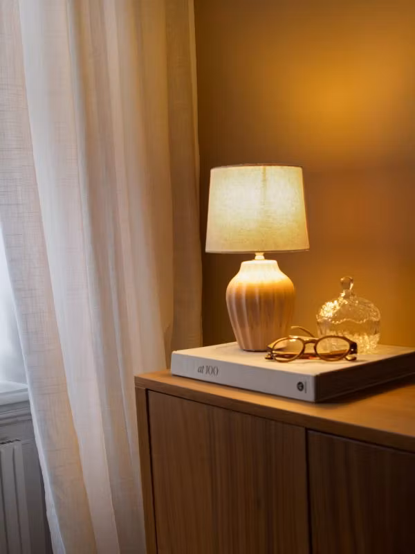 Bordslampa LYON 31 cm Pink