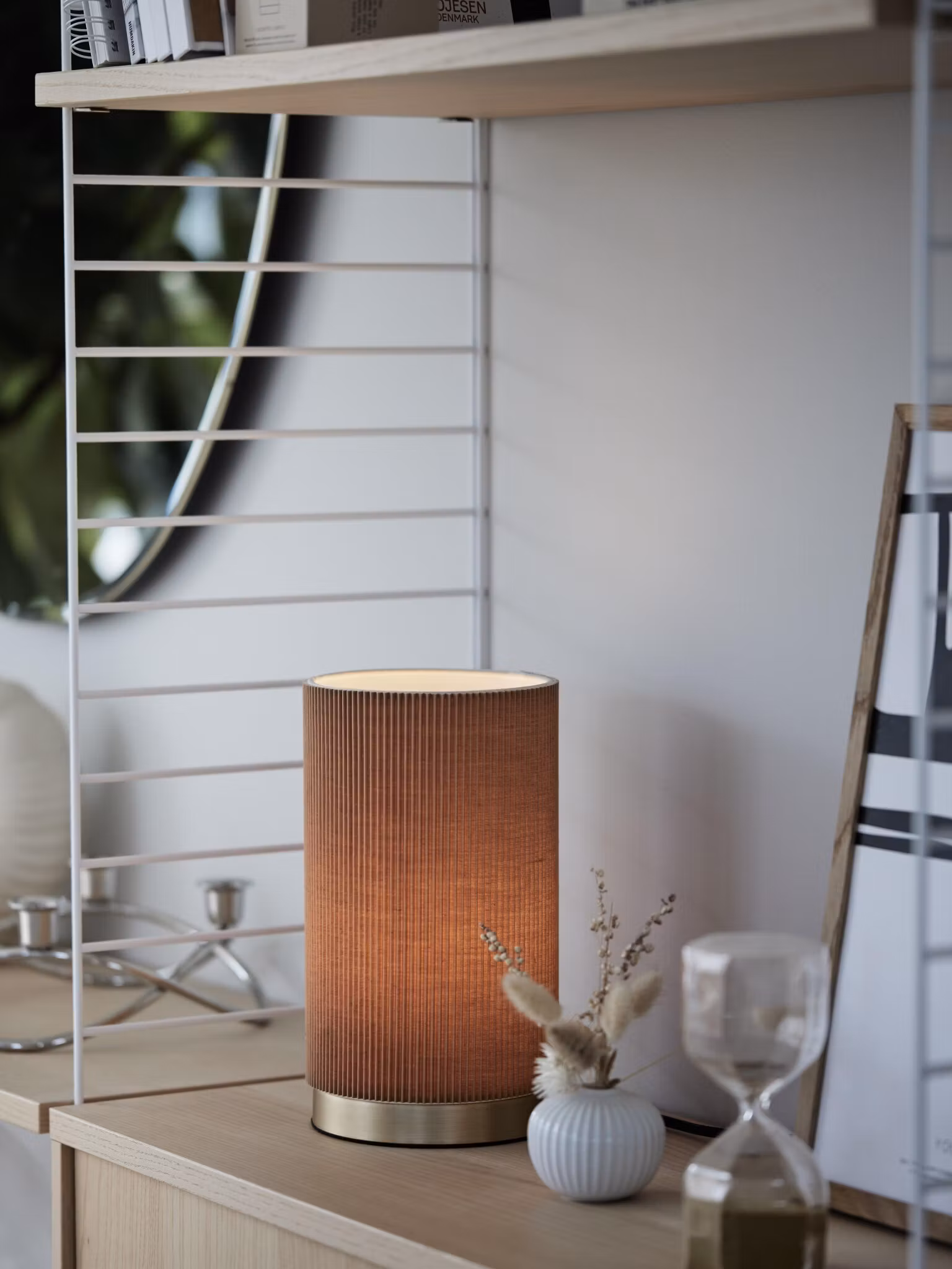 Dora bordslampa