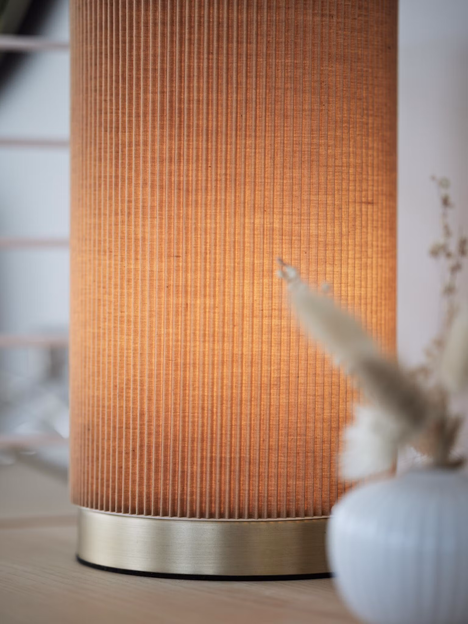 Dora bordslampa