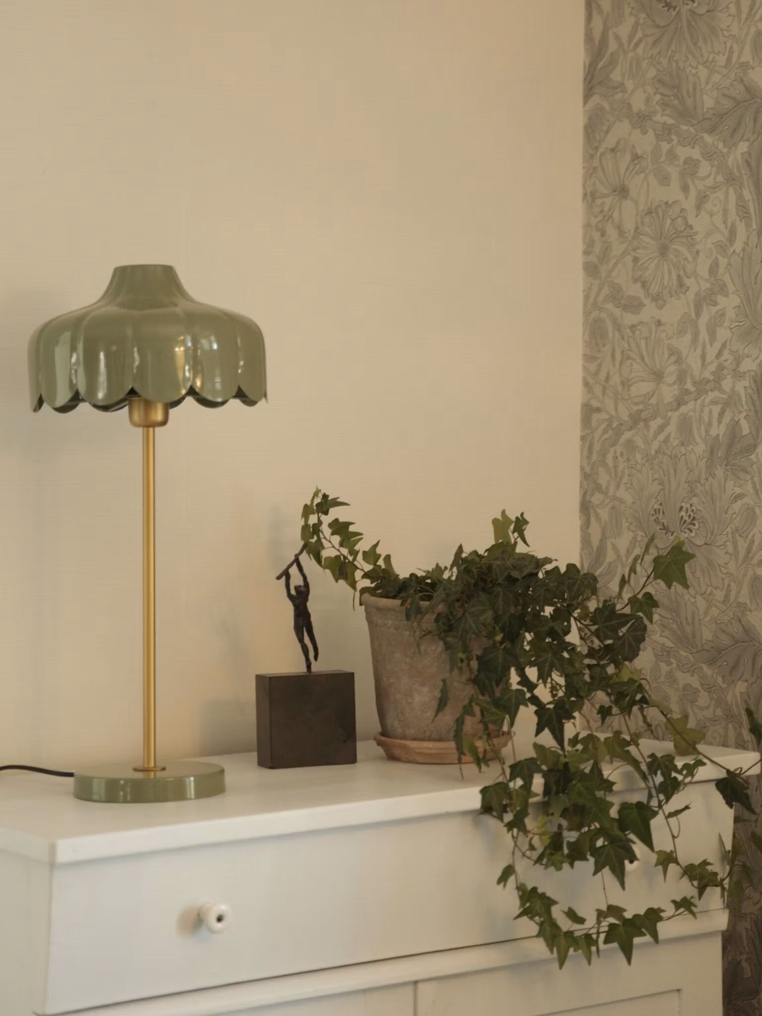 Wells bordslampa