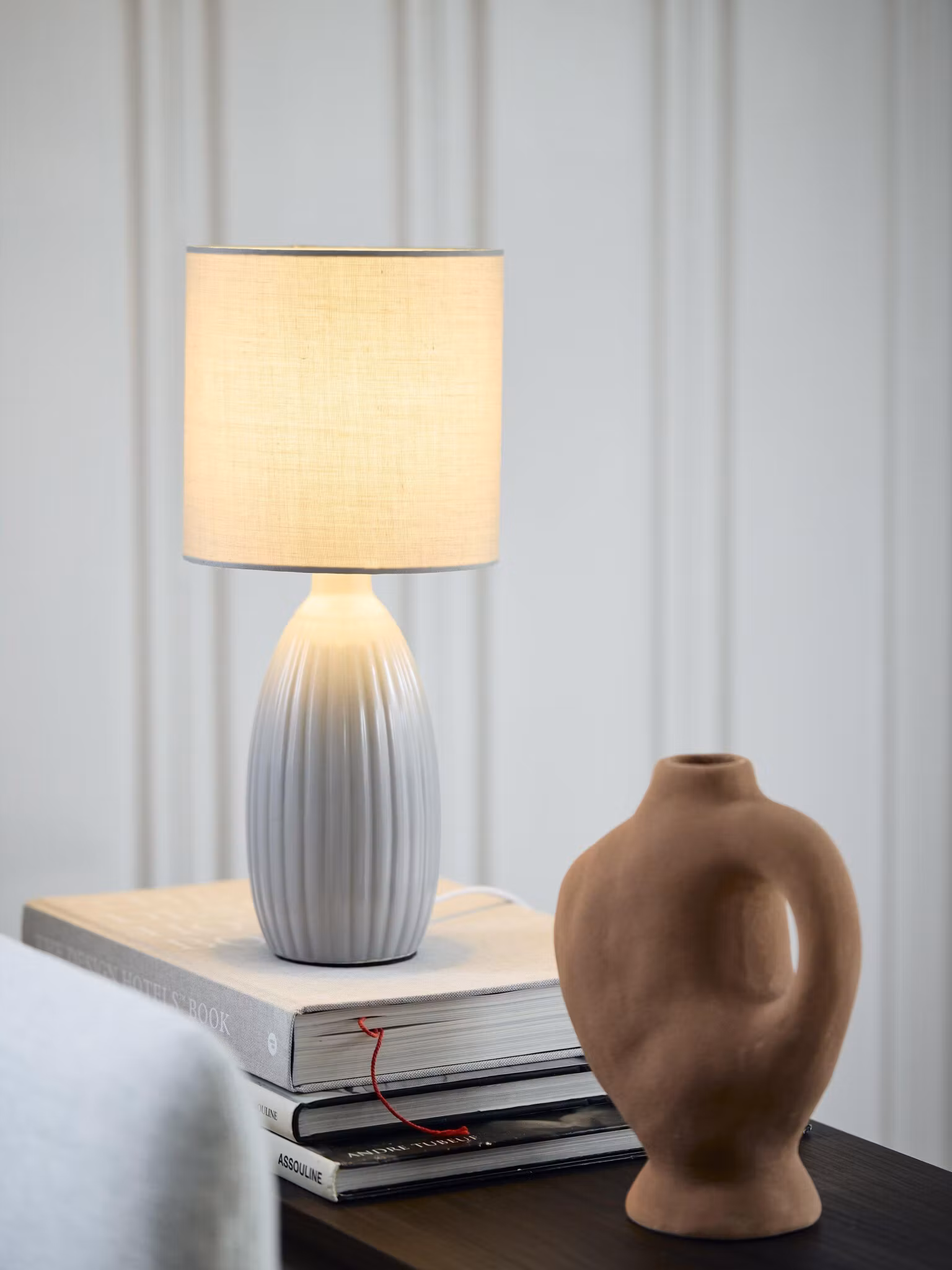 Uno bordslampa