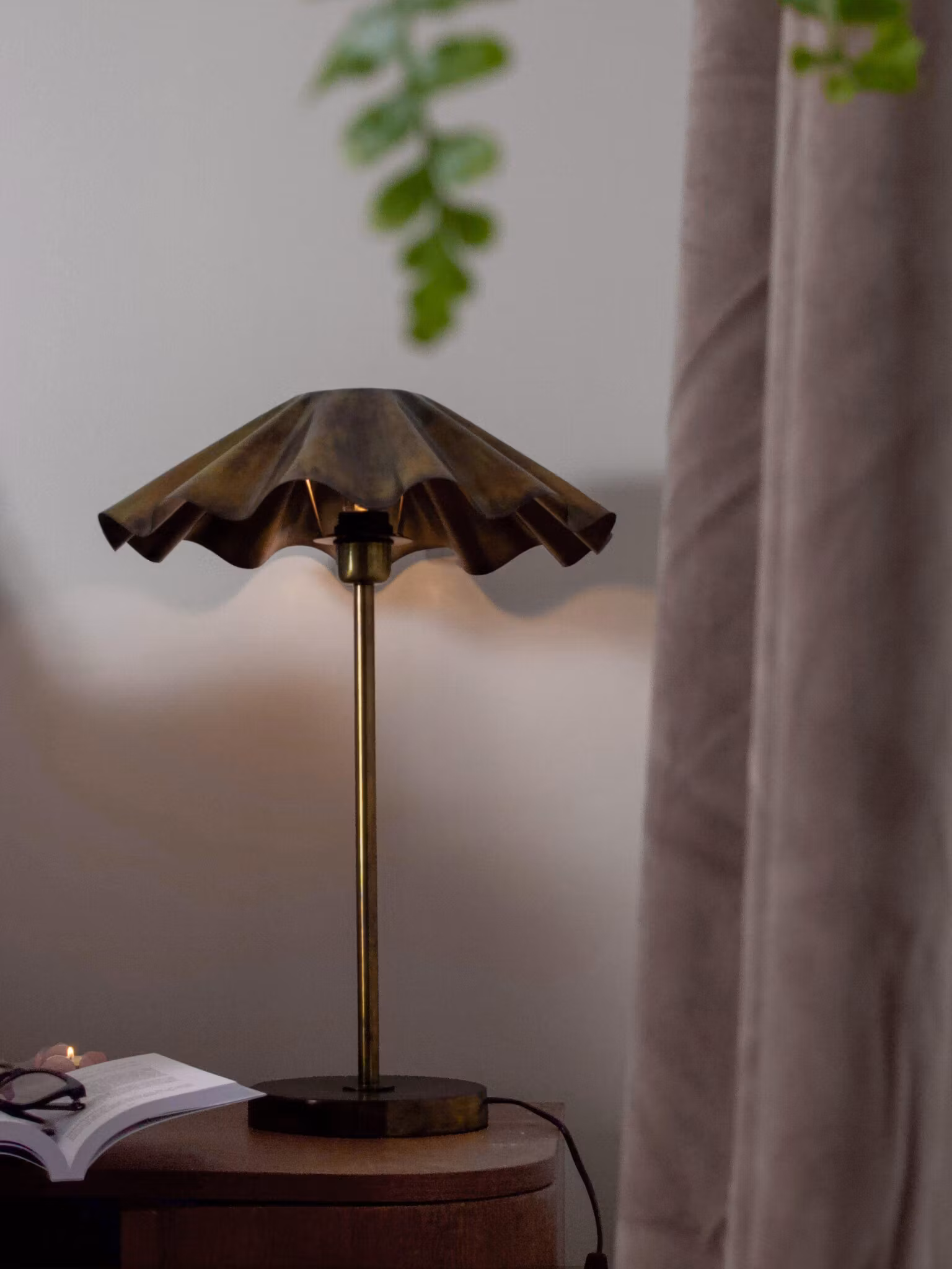 Aira Bordslampa