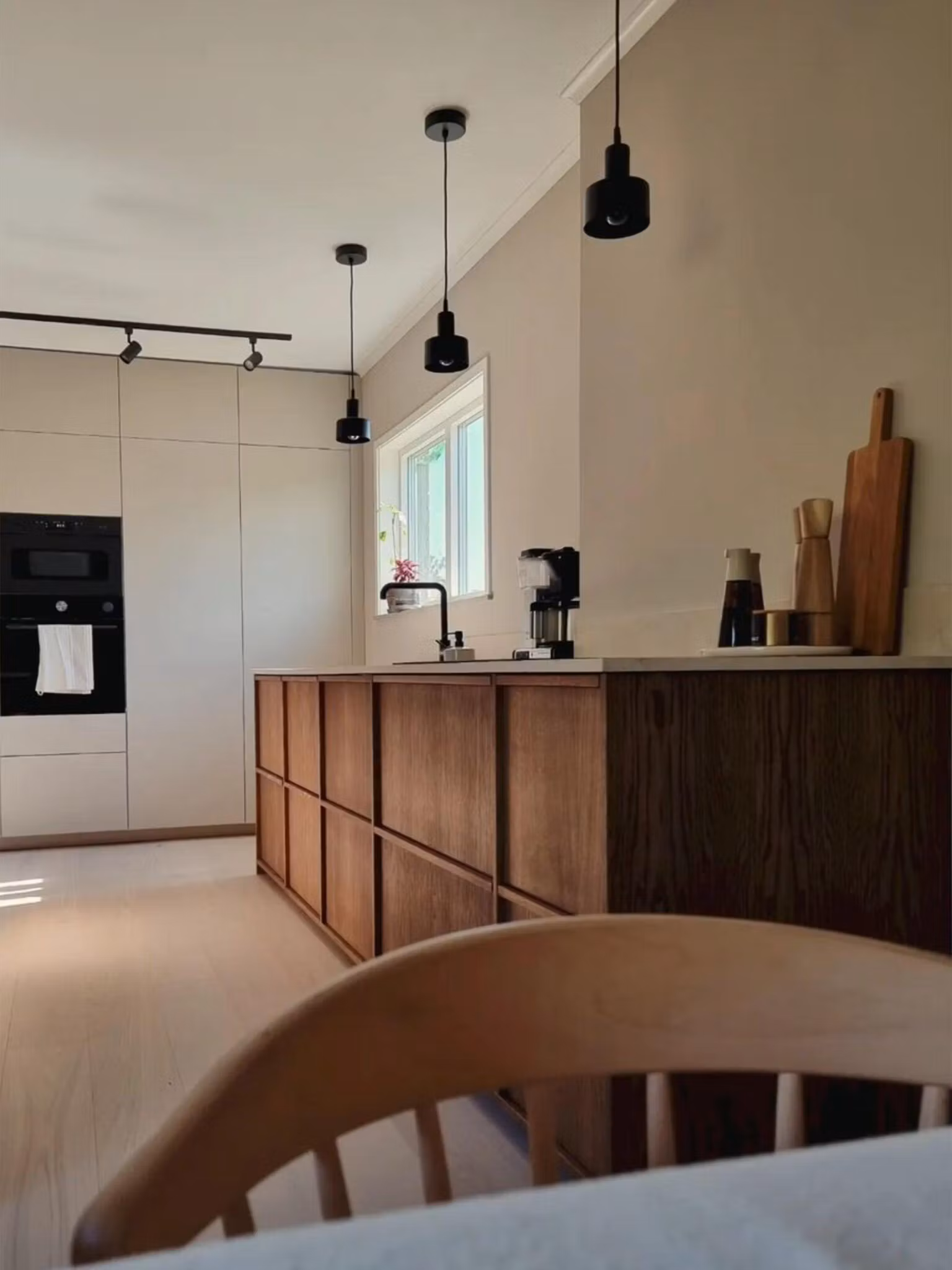 Solo fönsterlampa Mattsvart 13cm