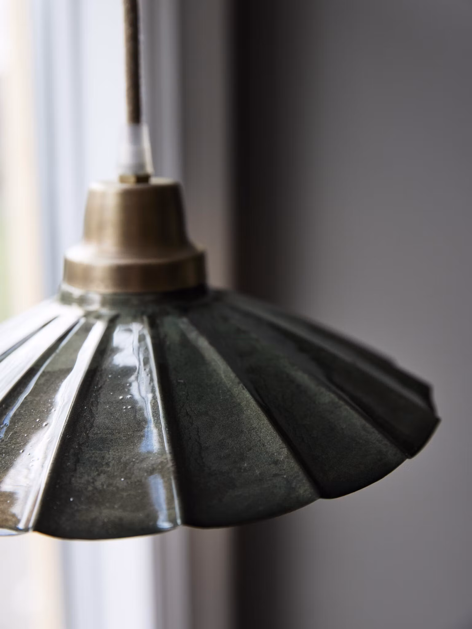 Ester fönsterlampa Mörkgrön 24cm