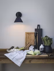 MiniTripp fasadlampa 230V IP44 svart 30cm