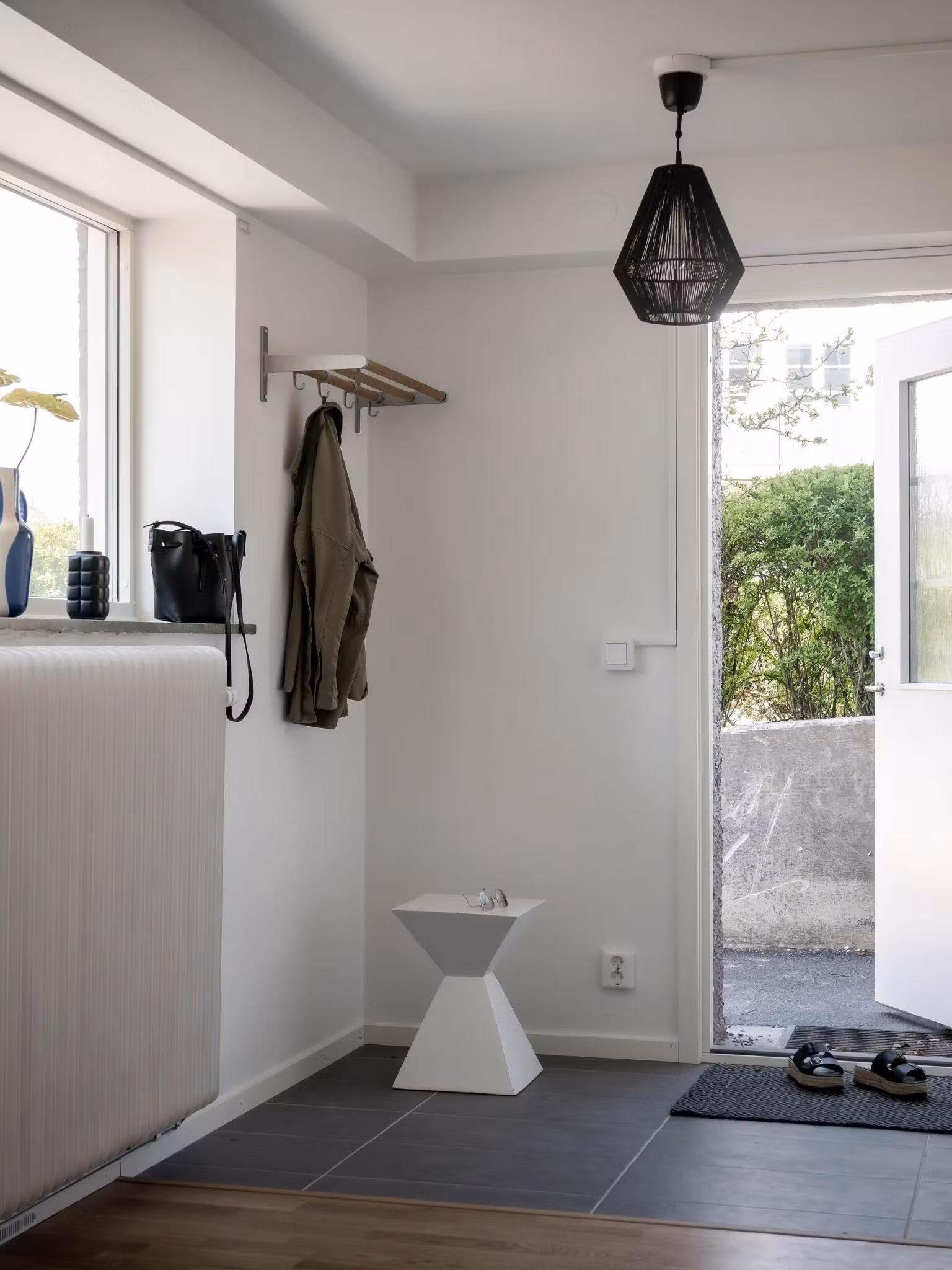 Rio taklampa Svart 28cm