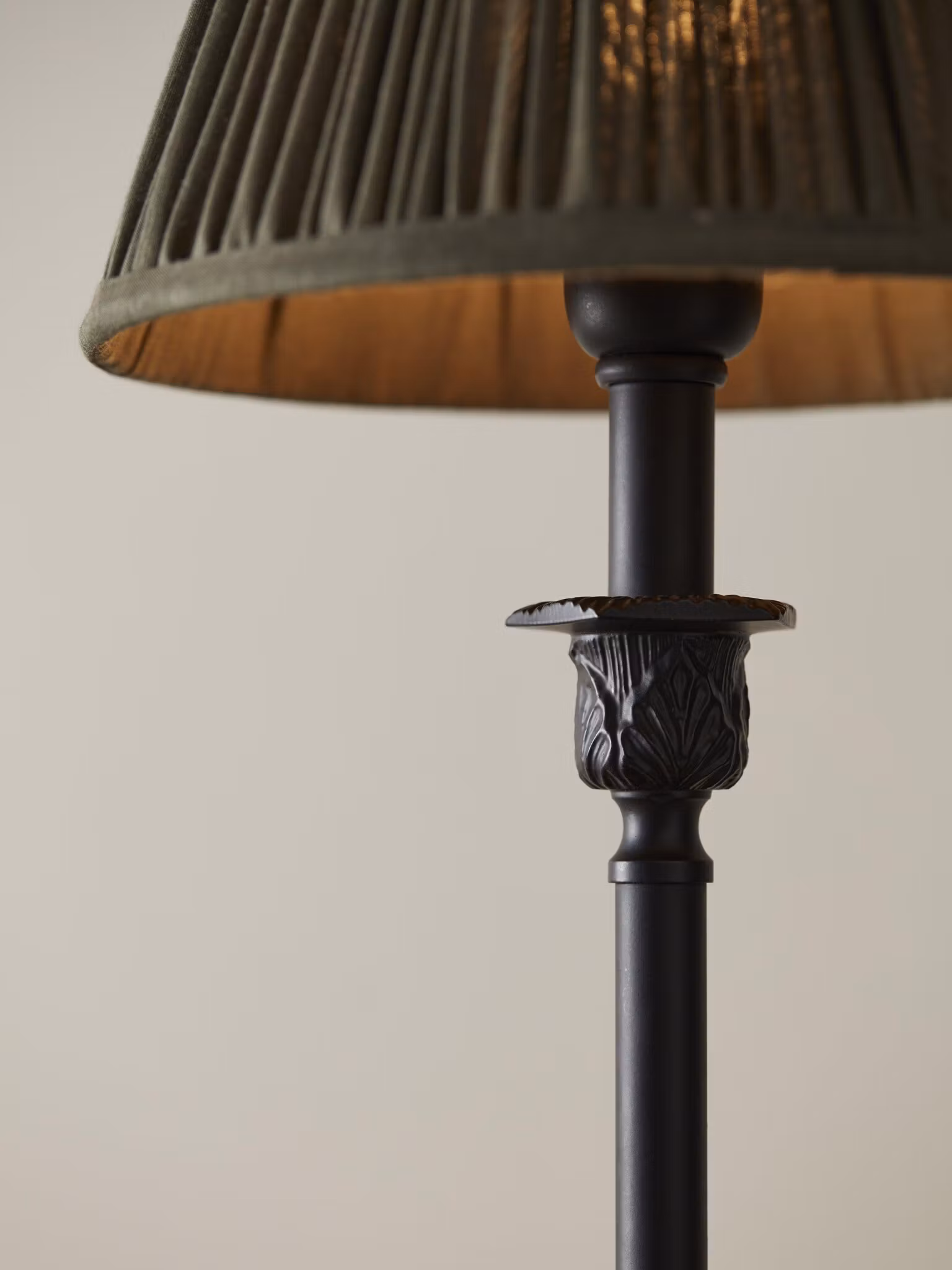 Florita lampfot Svart 41cm