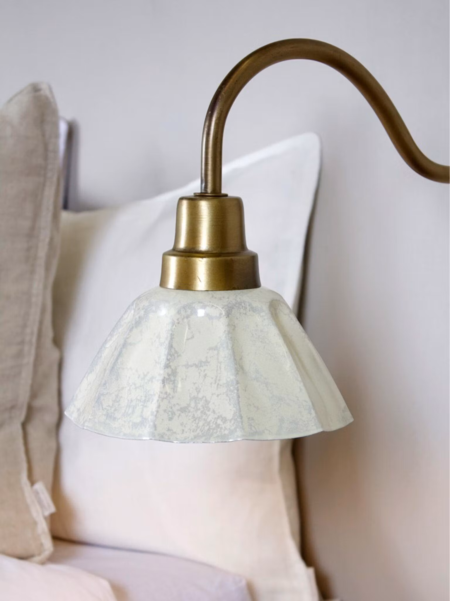 Ester vägglampa Offwhite 34cm