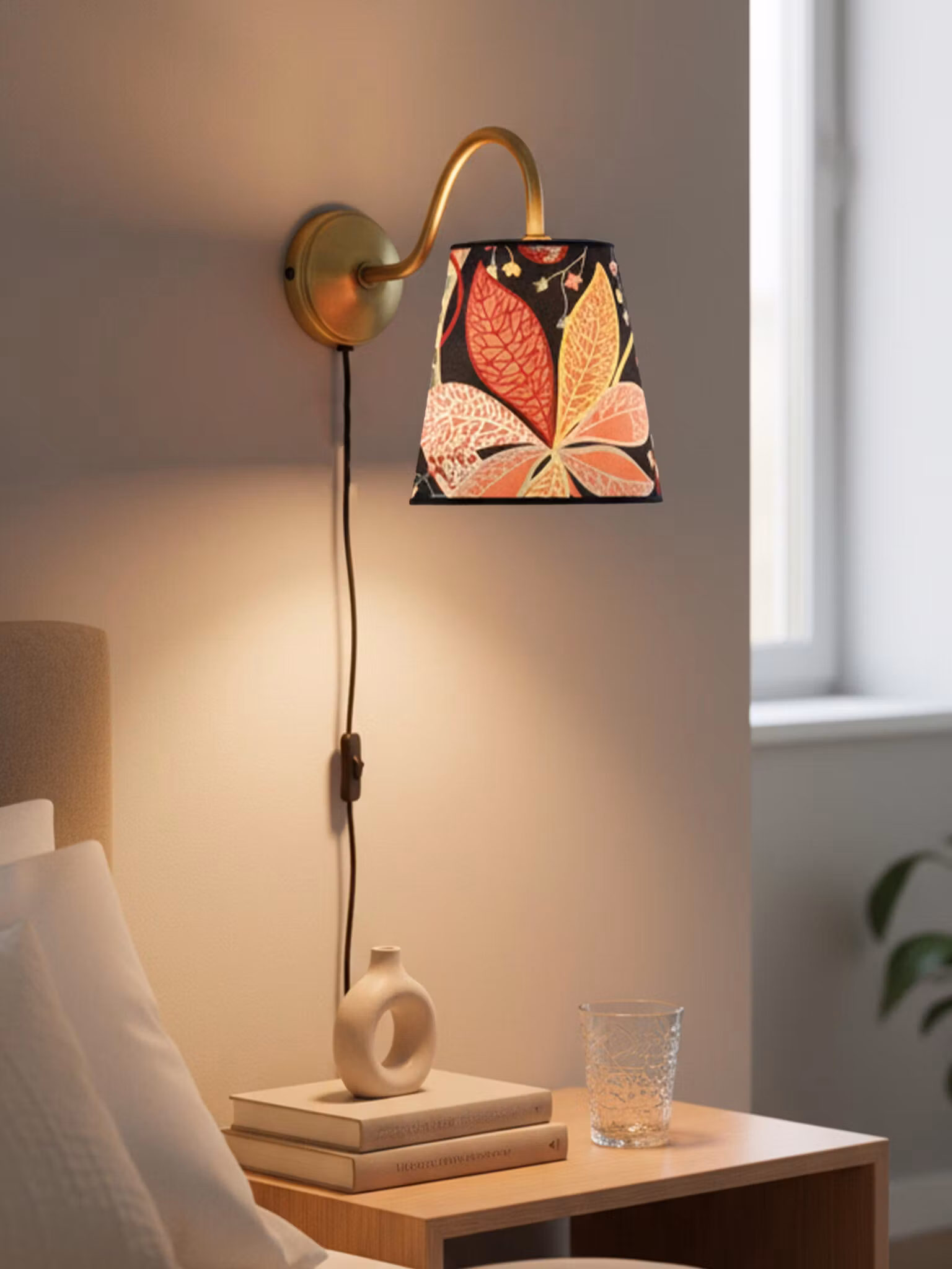 Ester Vägglampa Mässing