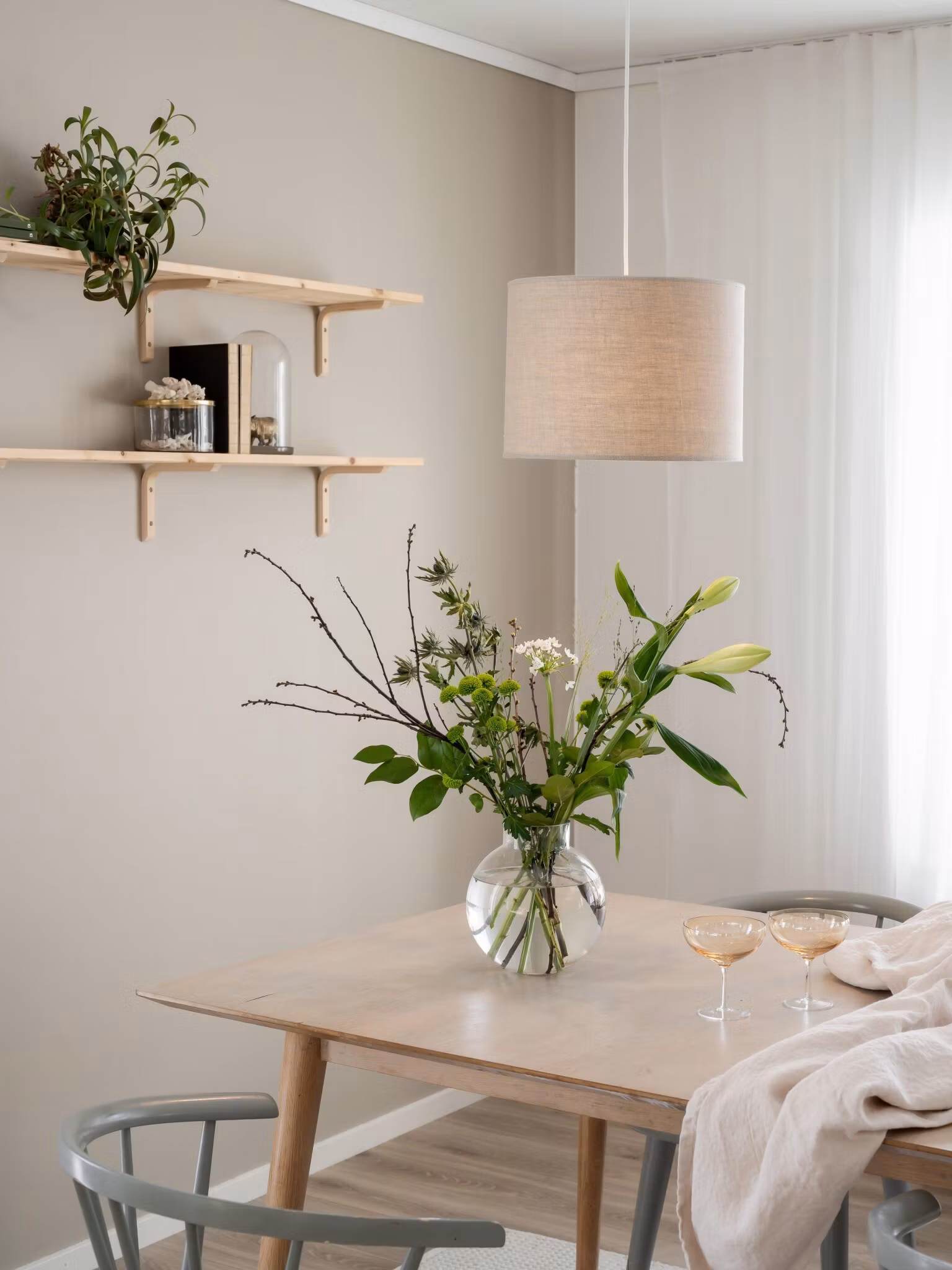 Sara Lampskärm Lin Natur/vit 35cm