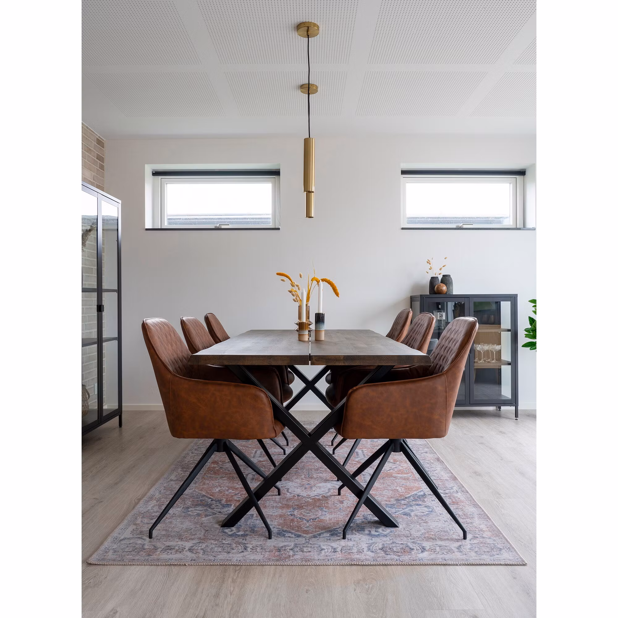 Harbo Dining Chair with swivel
