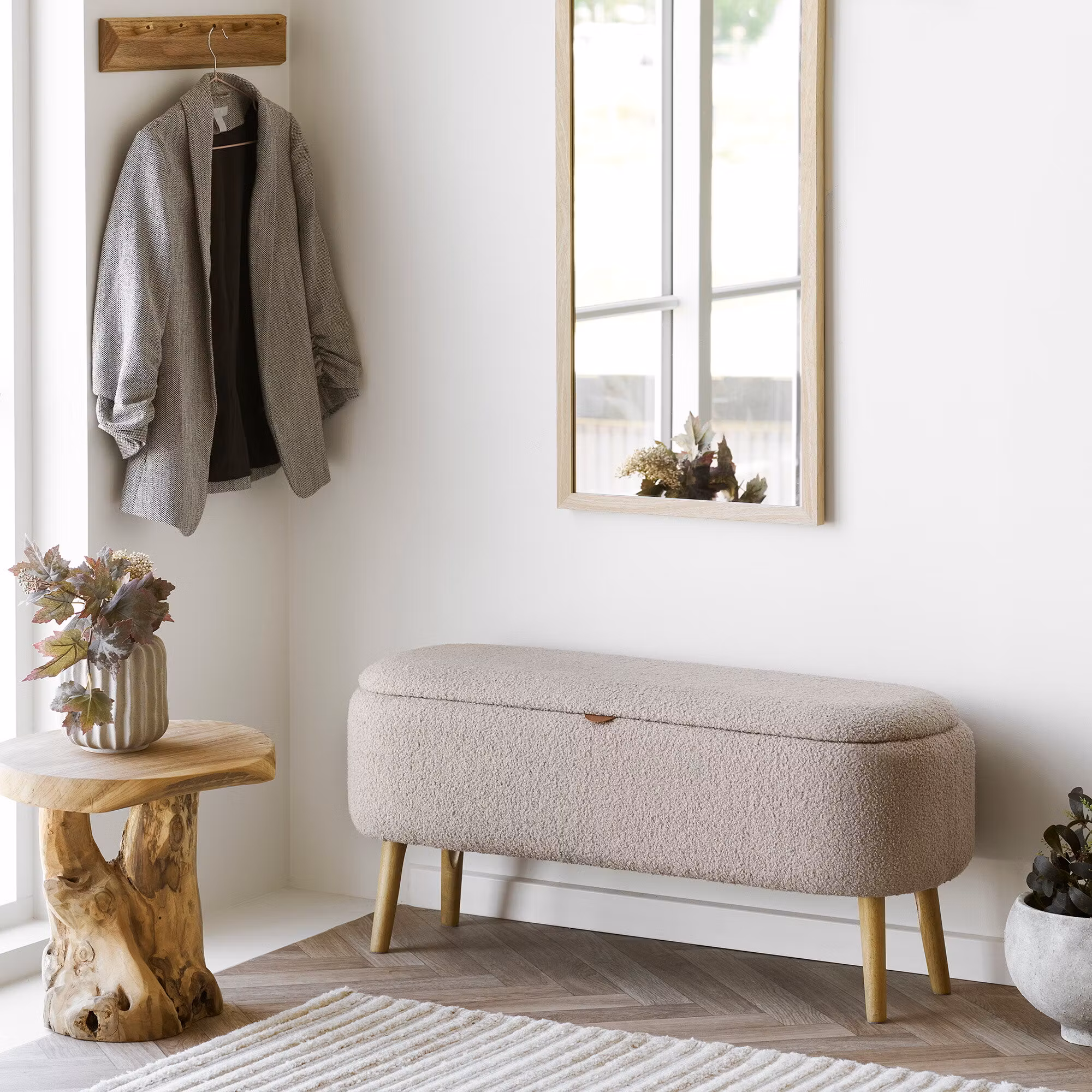 Harlow Bench