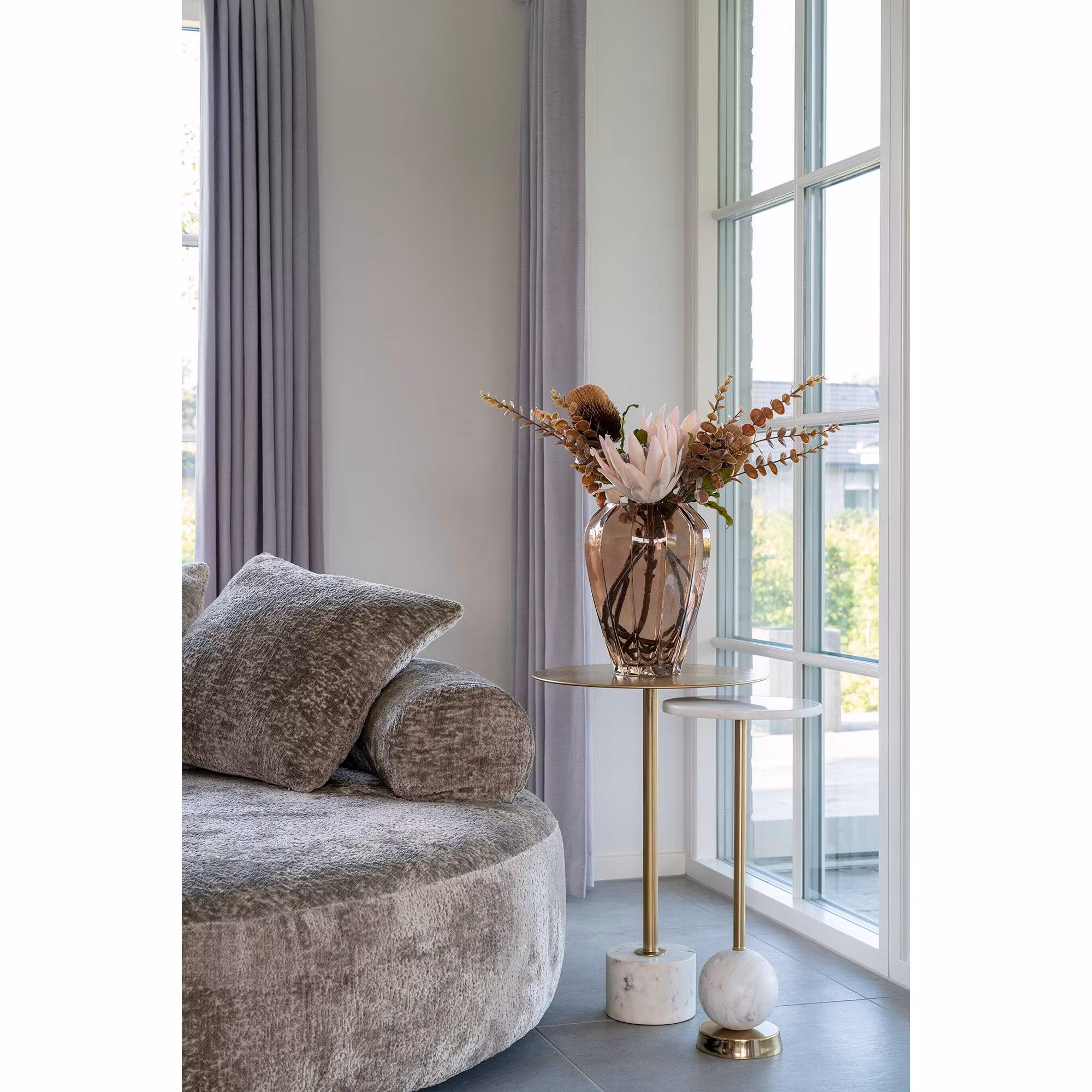 Salo Side table