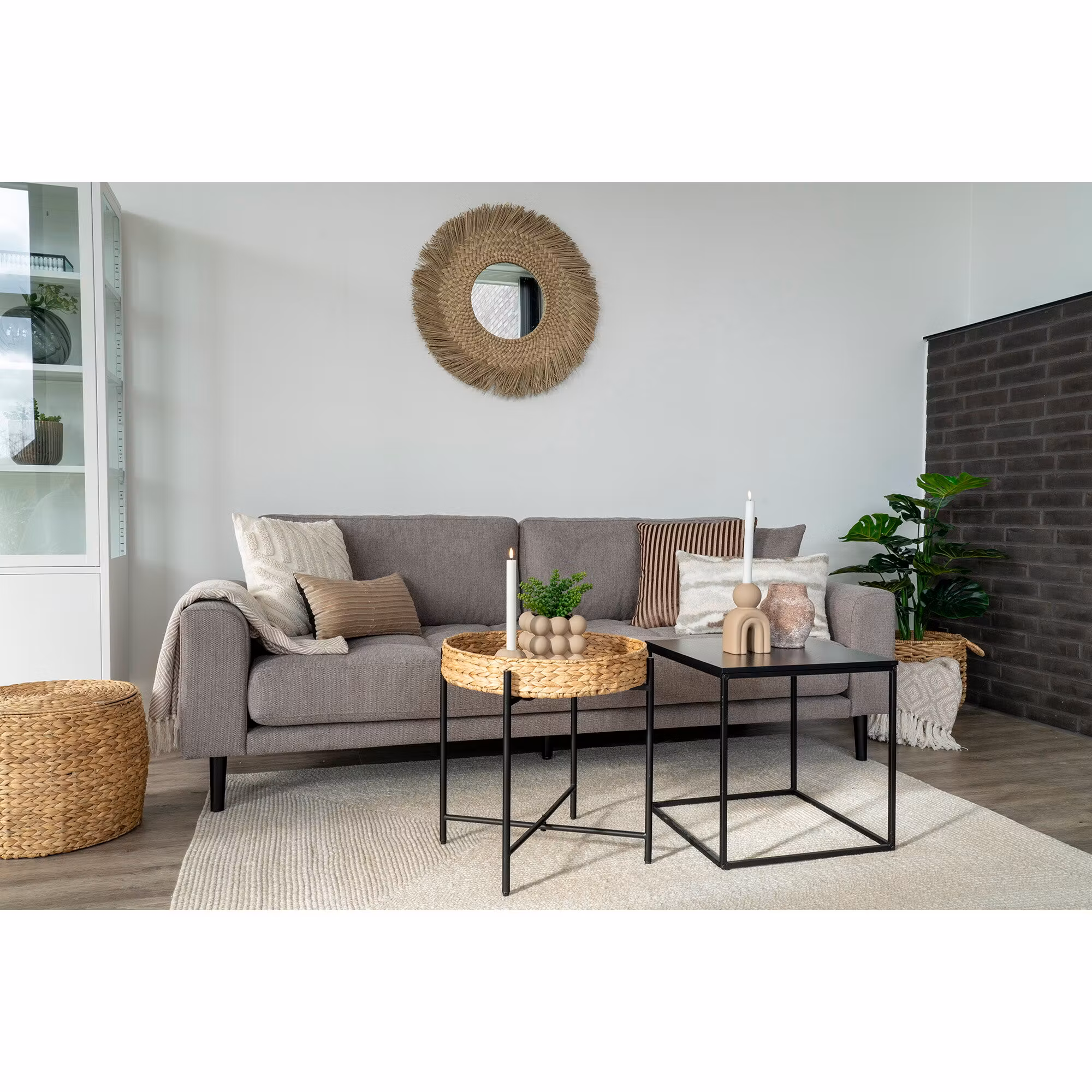 Naro Side table