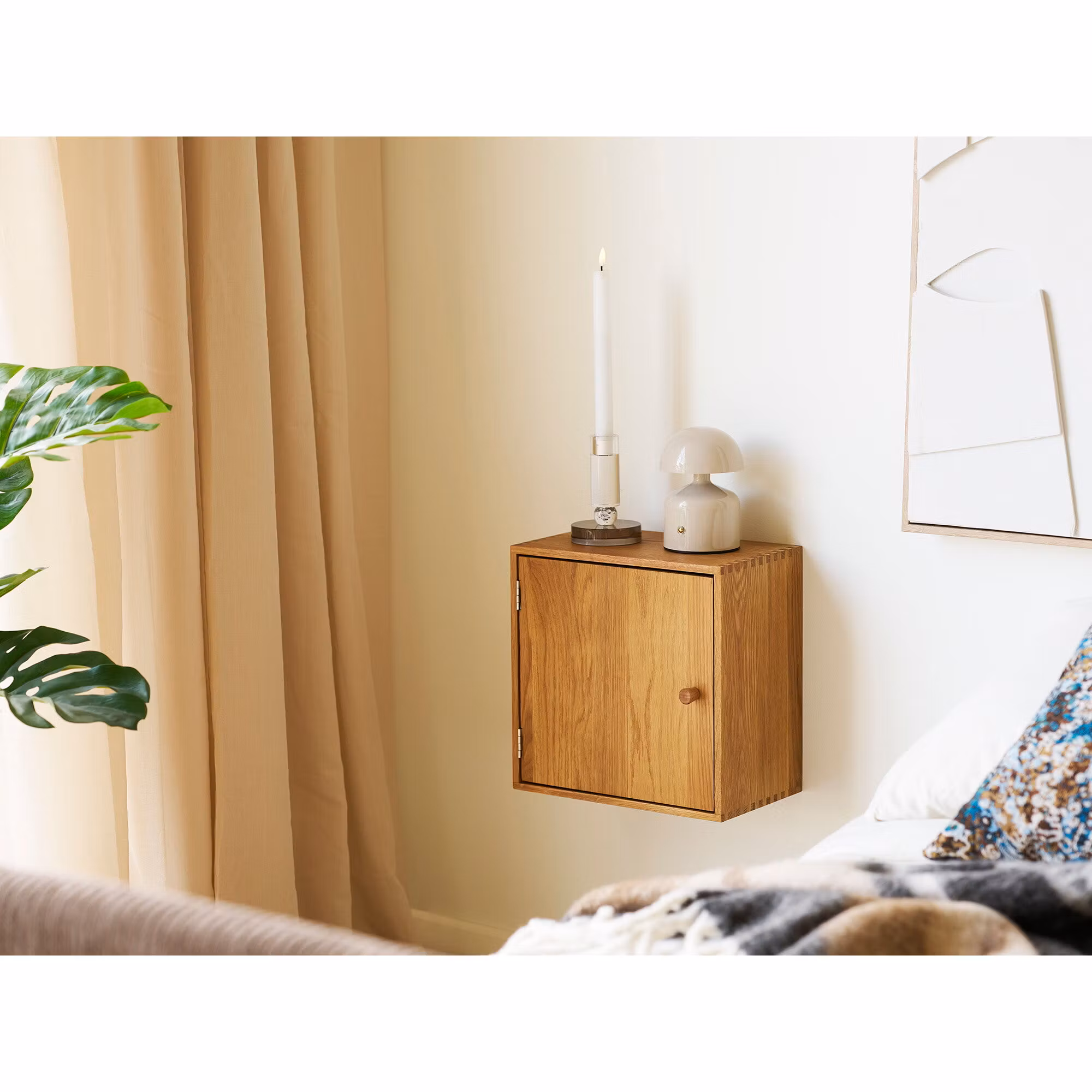 Townsville Wall Shelf with door