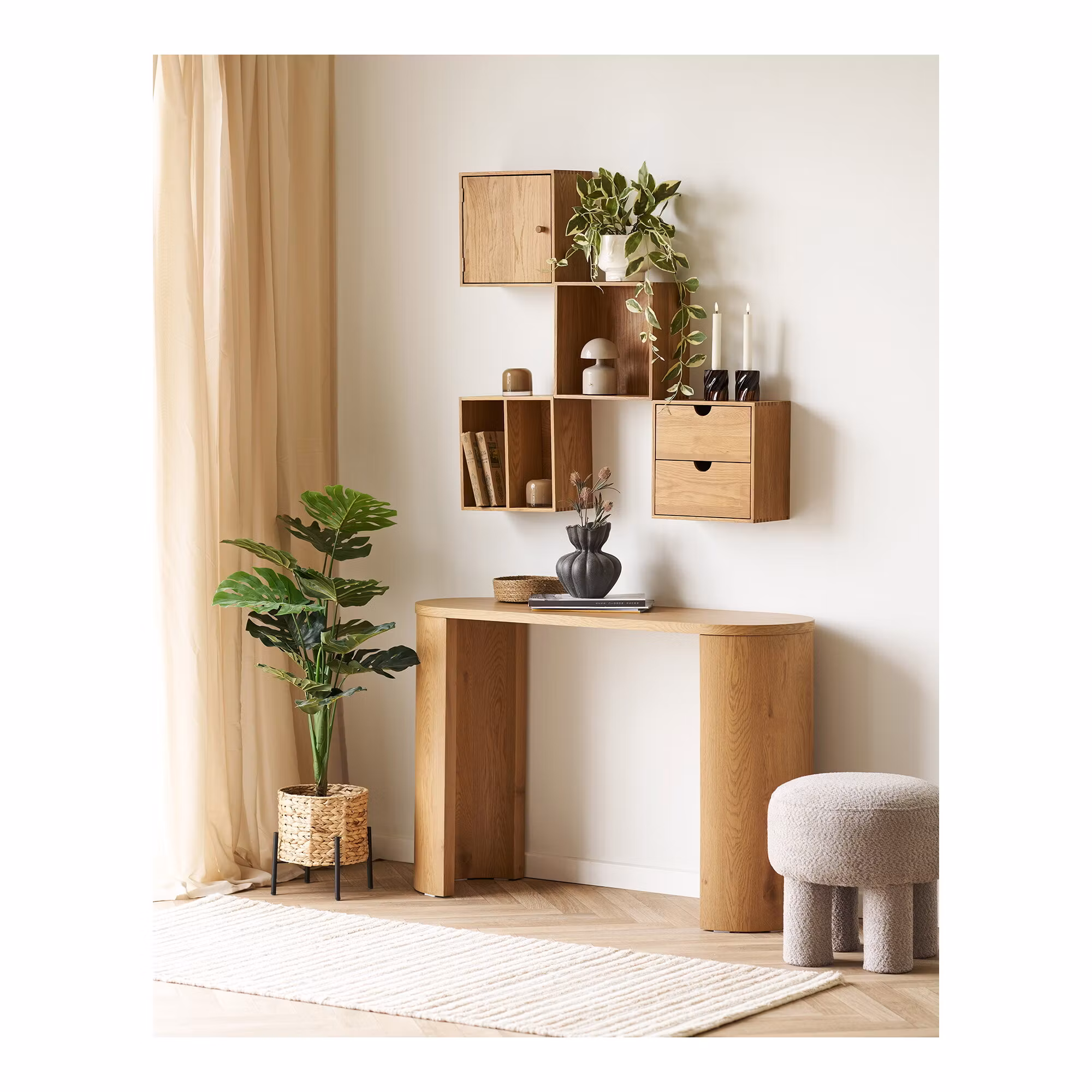 Townsville Wall Shelf with door