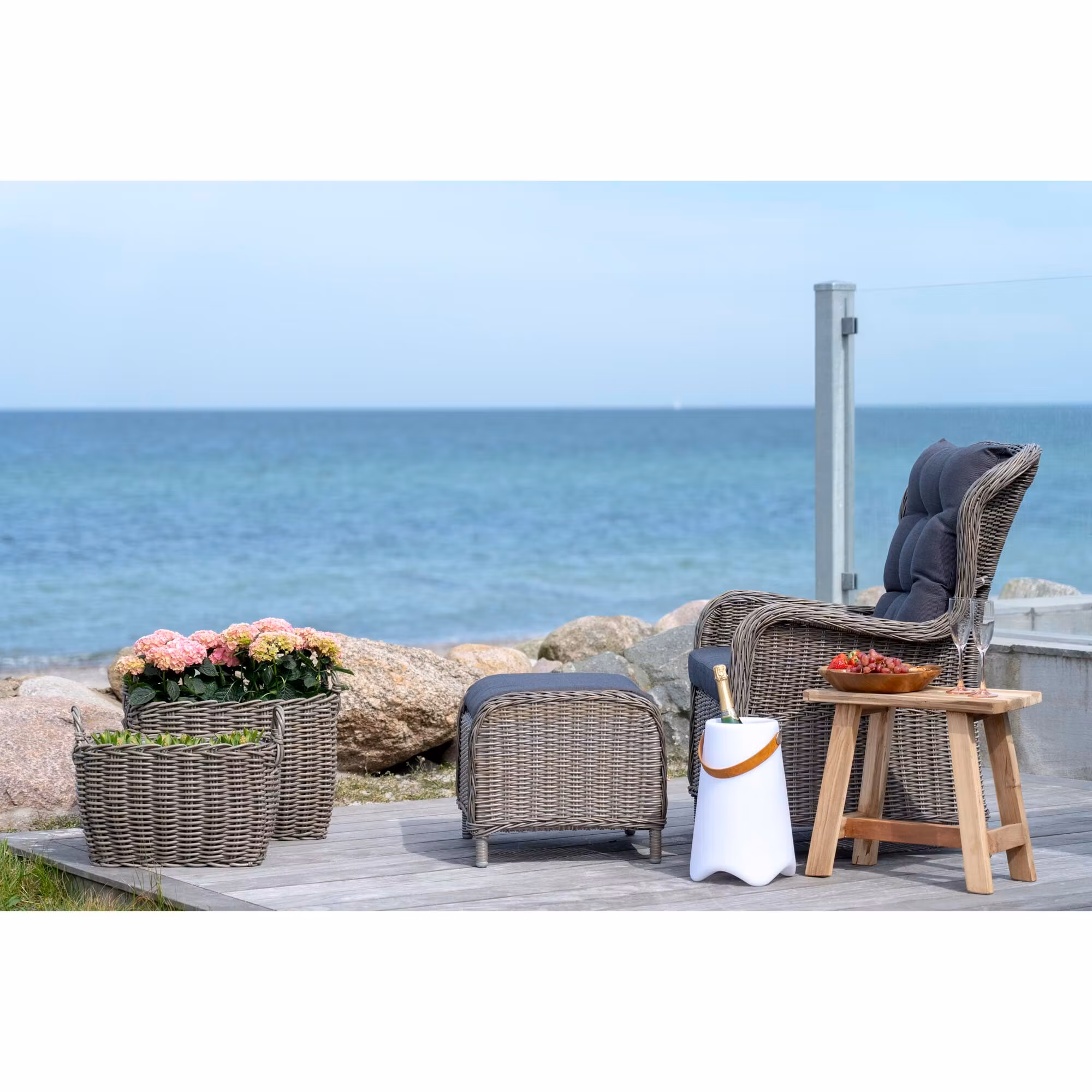 Bristol LED Wine cooler