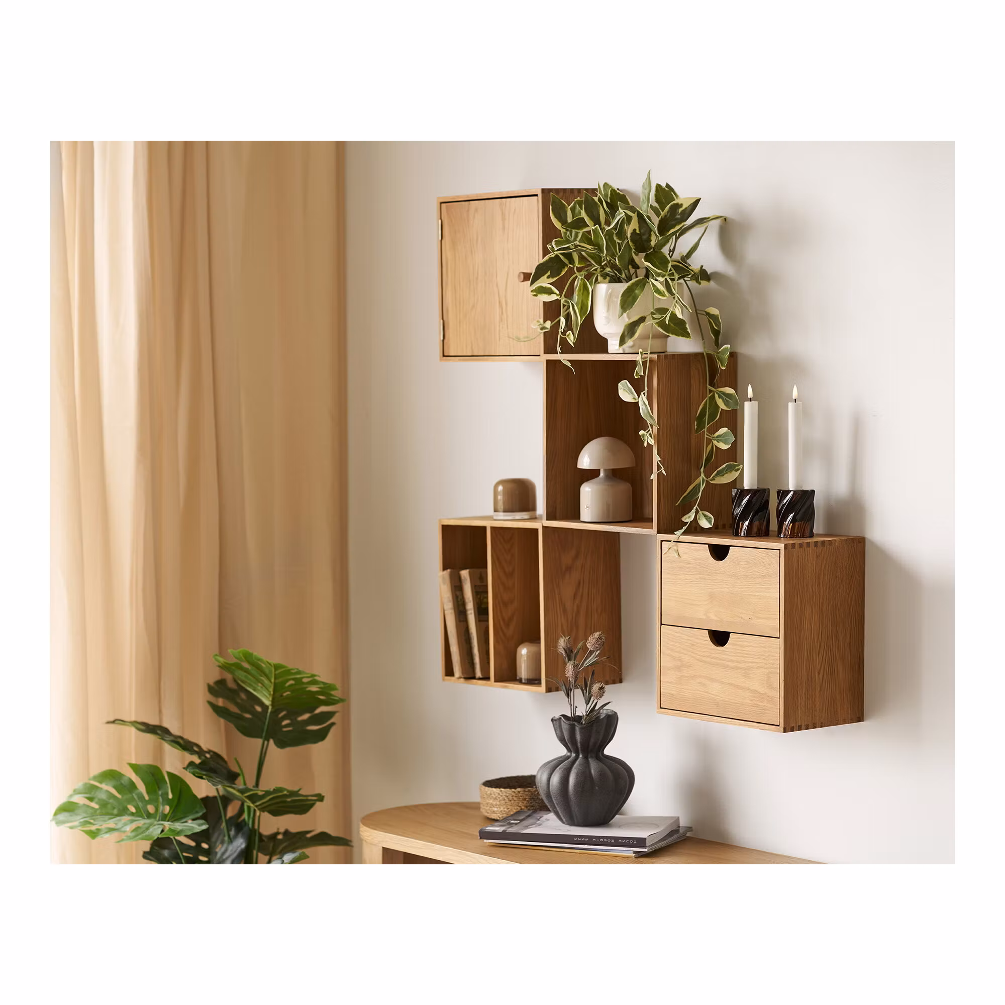 Aulla Table Lamp