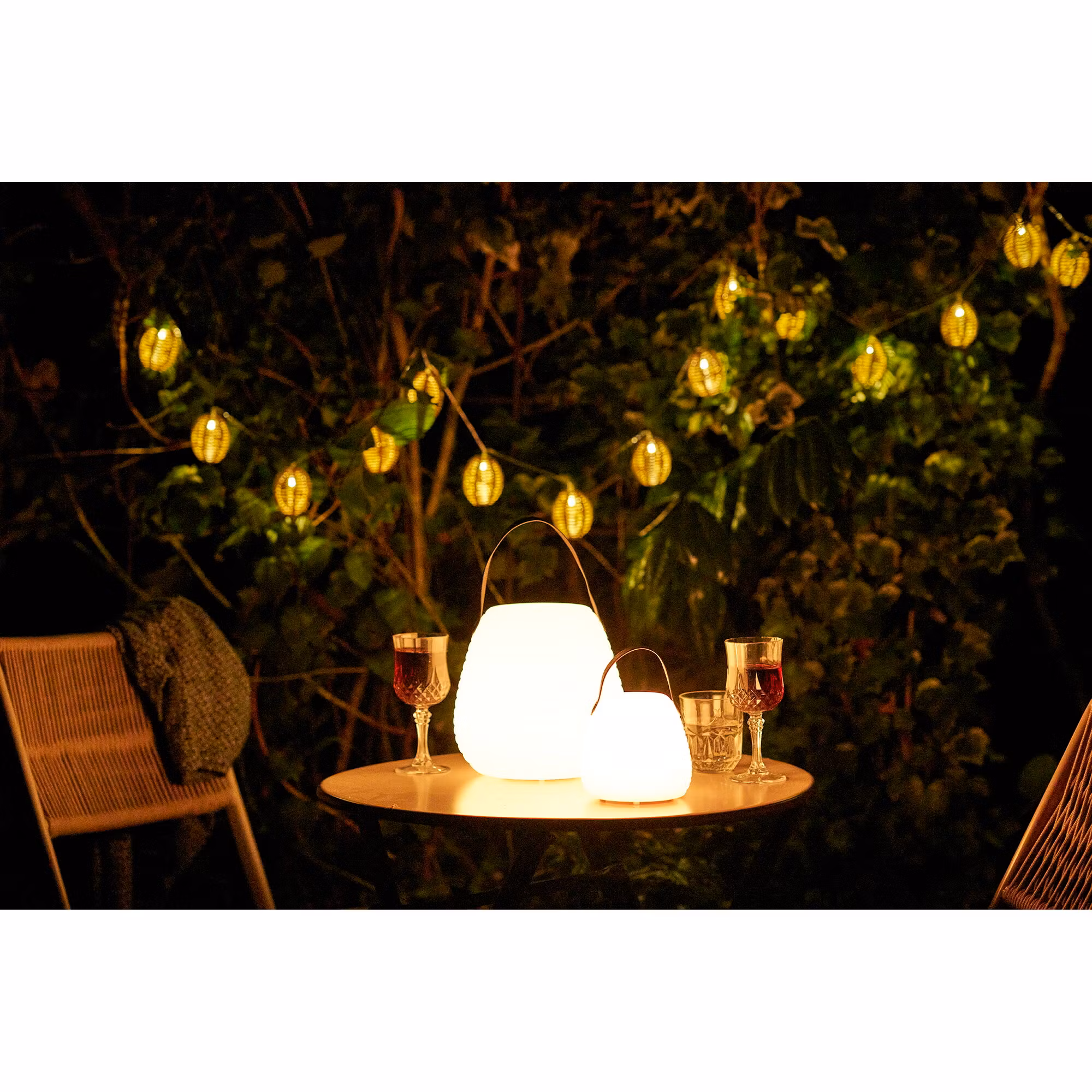 Derry LED Lamp