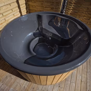 Vedeldad badtunna med integrerad rostfri vedkamin Ø200cm