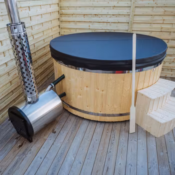 Vedeldad badtunna i XL-storlek med extern rostfri vedkamin Ø225cm