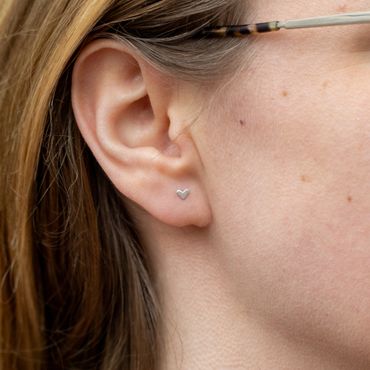 Micro Hearts - Comfort Earrings in Recycled Silver