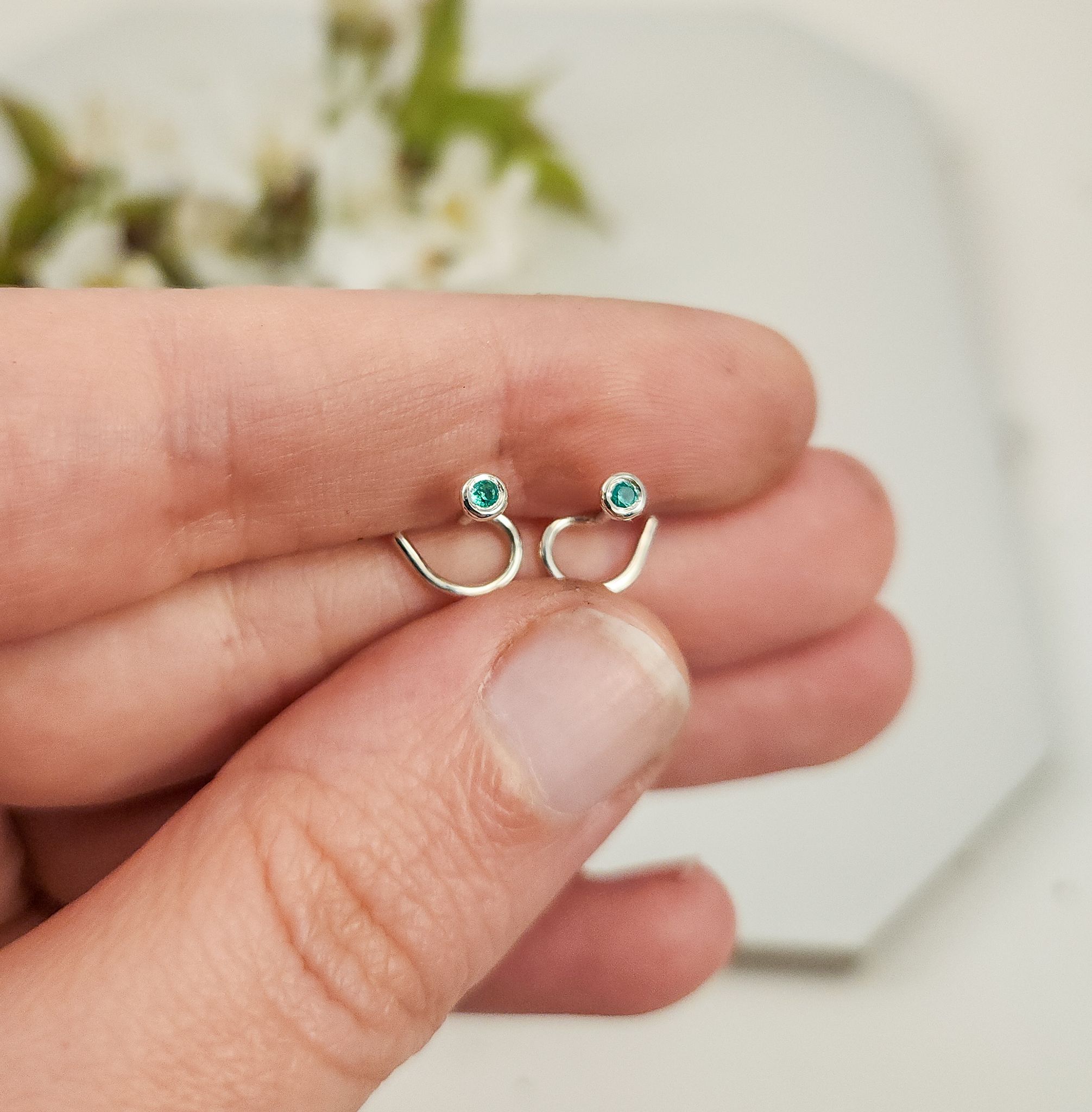 Lab-grown Emerald Comfort Earrings Recycled Silver