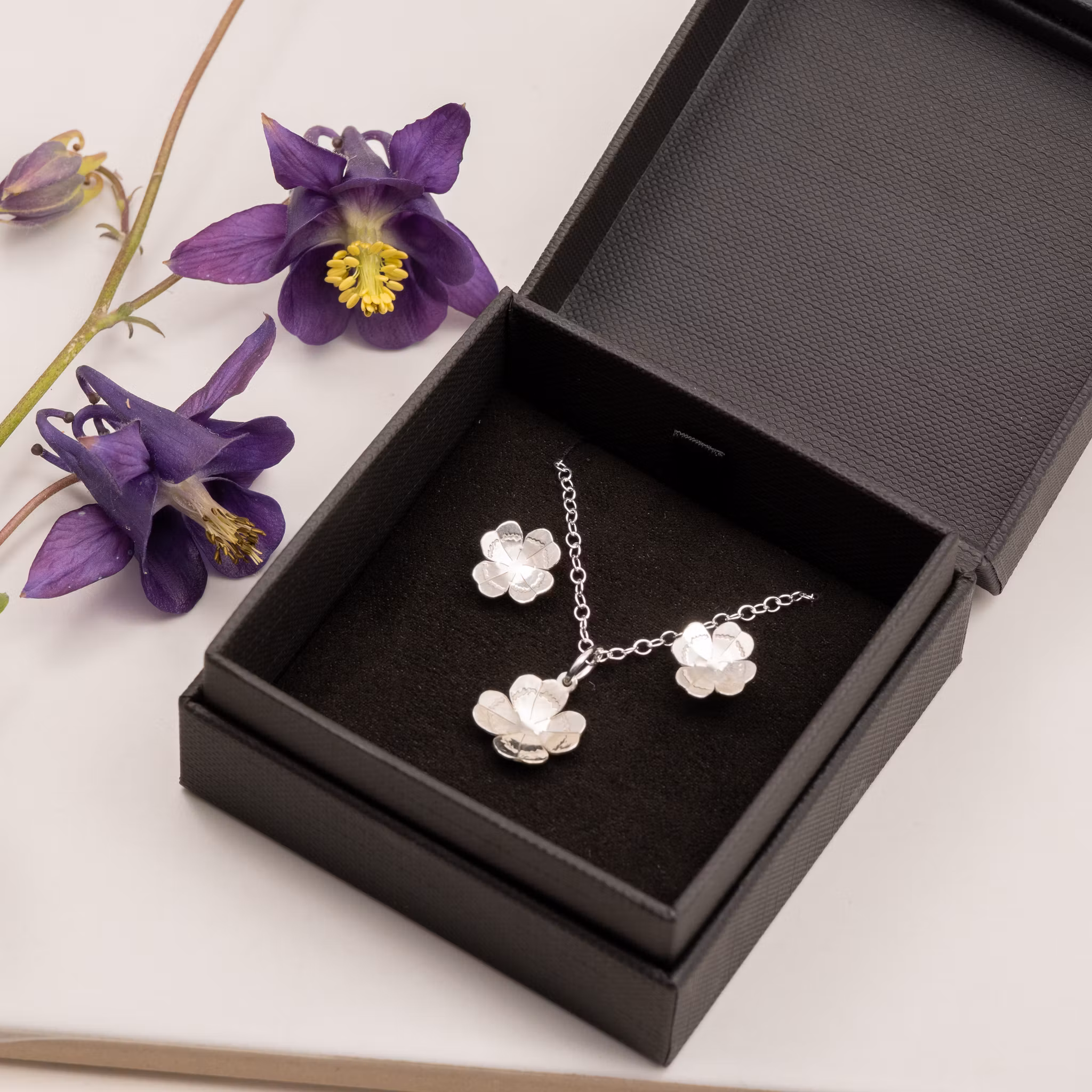 Clover Set - Earrings and Necklace in Recycled Silver