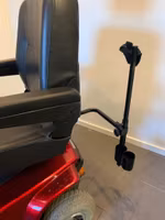 Kryckhållare till promenadscooter