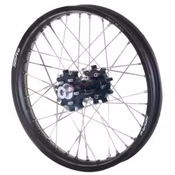 SM Pro Bakhjul 190cc,  17x1,85 Rött nav svart fälg