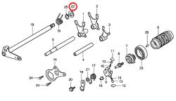 22: Bricka växelaxel Honda CR85
