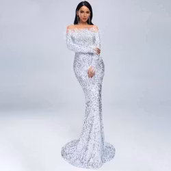 Fjäder Långärmad Paljettklänning