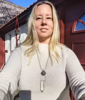Granat från Sverige med Vogelkristall i rökig bergkristall