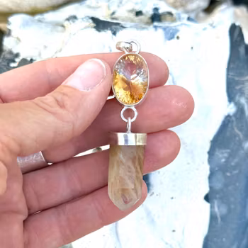 Facettslipad citrin med Amphibole Angel Phantom Quartz
