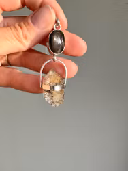 Stjärnrubin ”black star” med Herkimer diamant
