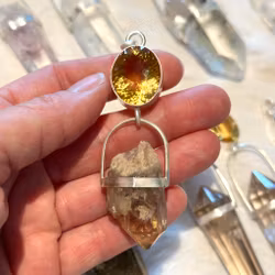 Citrine with kindalini citrine