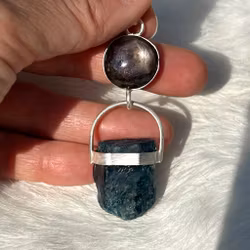 Star ruby with Apatite