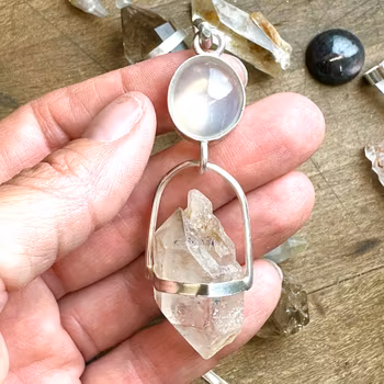 Green natural moonstone with cat eye effect, with Enhydro quartz with Golden Healer from the Himalayas