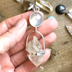 Green natural moonstone with cat eye effect, with Enhydro quartz with Golden Healer from the Himalayas