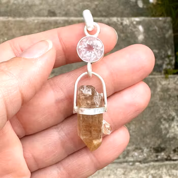 Rose quartz with Golden Healer from Sweden.
