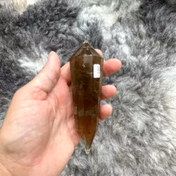 Top quality citrine with a deep color. Natural and strong.