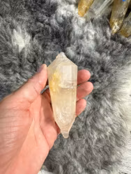 Golden Healer Vogel crystal