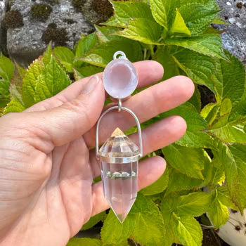 Aphrodite - Higher love - Rose Quartz with Clear Quartz Vogel- Masterpiece
