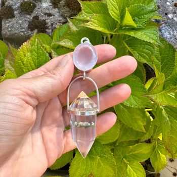 Aphrodite - Higher love - Rose Quartz with Clear Quartz Vogel- Masterpiece