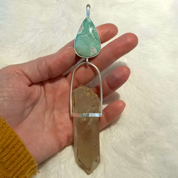 Healing the higher heart of Atlantis and stepping into to your natural sovereign self again. -Variscite with very special Quartz from the Himalayas