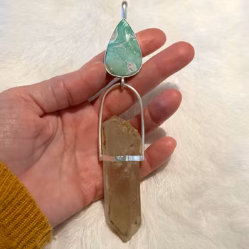 Healing the higher heart of Atlantis and stepping into to your natural sovereign self again. -Variscite with very special Quartz from the Himalayas